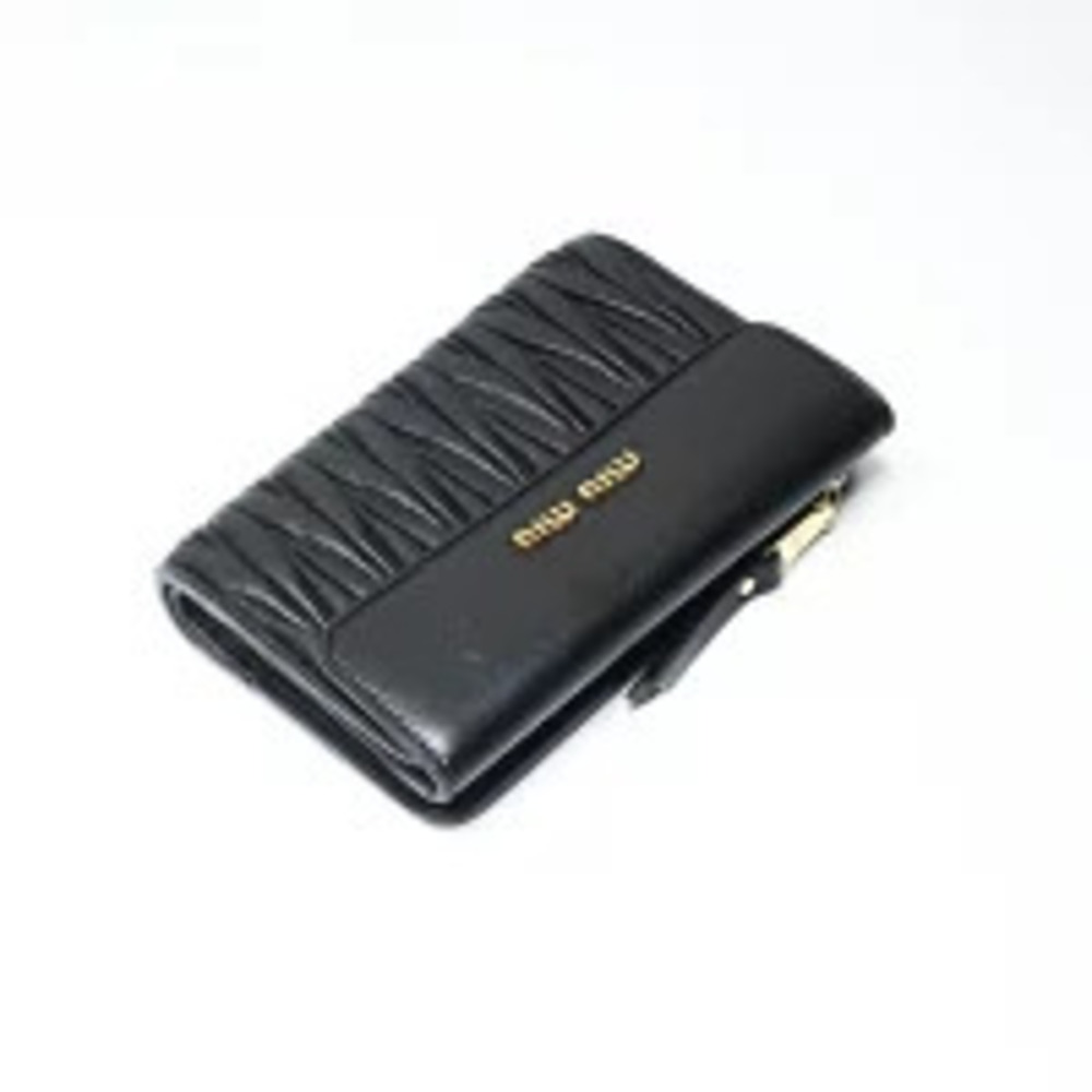 Miu Miu Leather Matelasse Tri fold Wallet Black - Picture 8 of 10